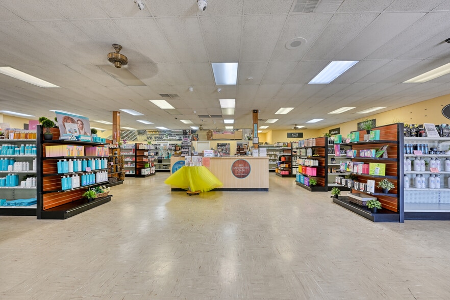 More Photos Of 5858 St Augustine Rd, Jacksonville Freestanding For Lease