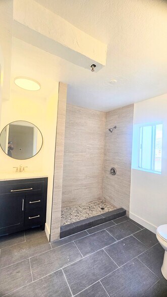 More Photos Of 2100 S State St, Hemet Rehabilitation Center For Sale