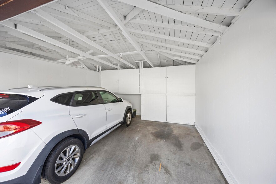 More Photos Of 1629 E Maple Ave, El Segundo Apartments For Sale