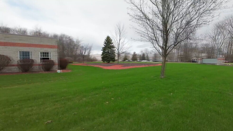 Primary Photo Of 16172 Imperial Pky, Strongsville Service For Sale