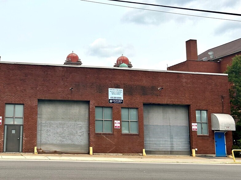 More Photos Of 2125 Jane St, Pittsburgh Warehouse For Lease