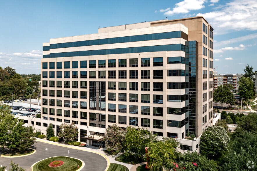 More Photos Of 2325 Dulles Corner Blvd, Herndon Office For Lease