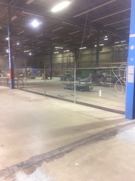 More Photos Of 4714 NE 24th Ave, Amarillo Warehouse For Lease