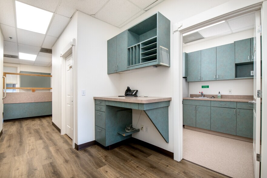 More Photos Of 140 Litton Dr, Grass Valley Medical For Lease