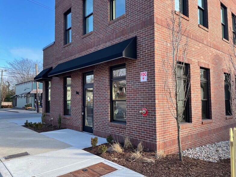 Primary Photo Of 1516 Ordway, Nashville Apartments For Lease