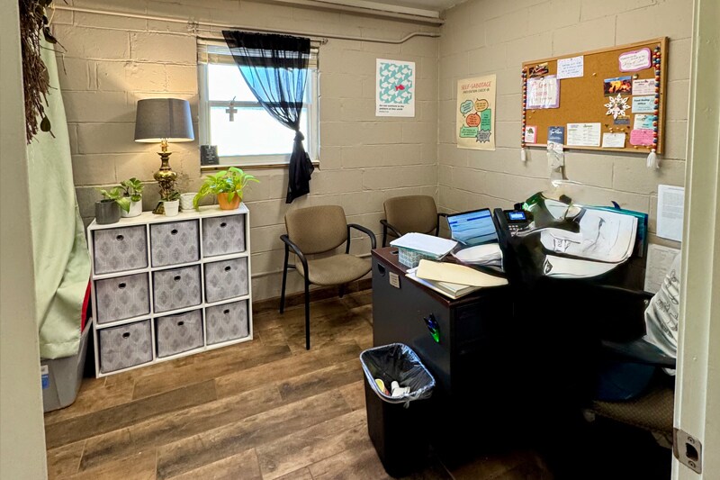 More Photos Of 444 Glen Arvin Ave, Lexington General Retail For Sale