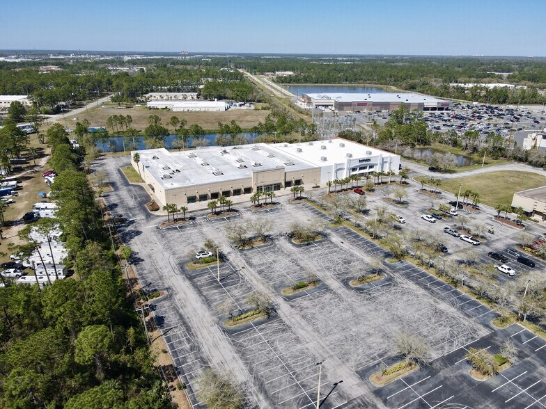 More Photos Of 1924 W International Speedway Blvd, Daytona Beach General Retail For Sale