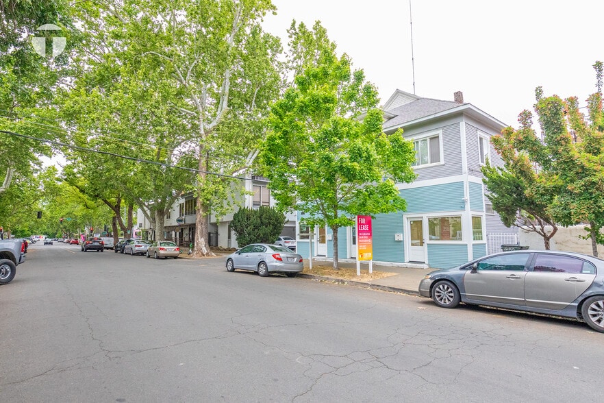 Primary Photo Of 1117 24th St, Sacramento Storefront Retail Residential For Lease