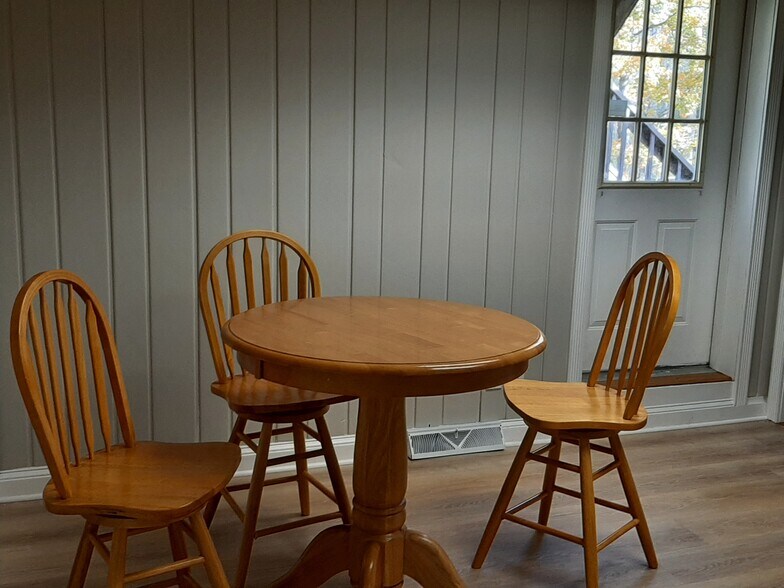 More Photos Of 2 Crane Park Dr, Wilbraham Medical For Lease