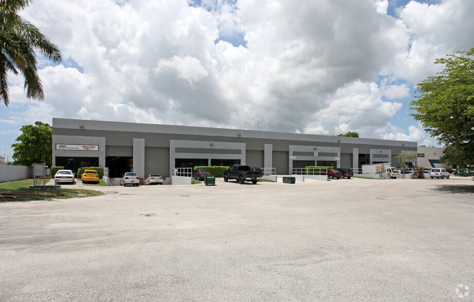 More Photos Of 2001 NW 15th Ave, Pompano Beach Warehouse For Lease