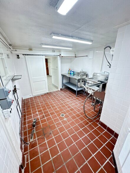 More Photos Of 45 Bible St, Cos Cob Storefront Retail Residential For Lease