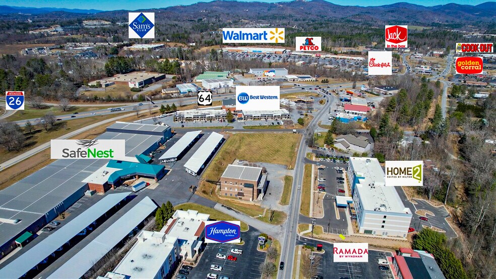 More Photos Of 135 Sugarloaf Rd, Hendersonville Freestanding For Sale