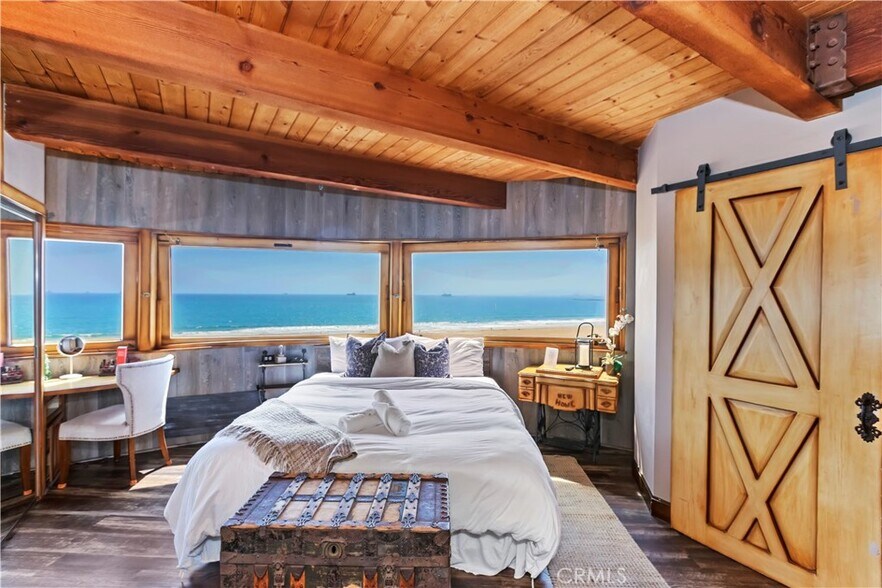 More Photos Of 1 Anderson St, Seal Beach Specialty For Sale