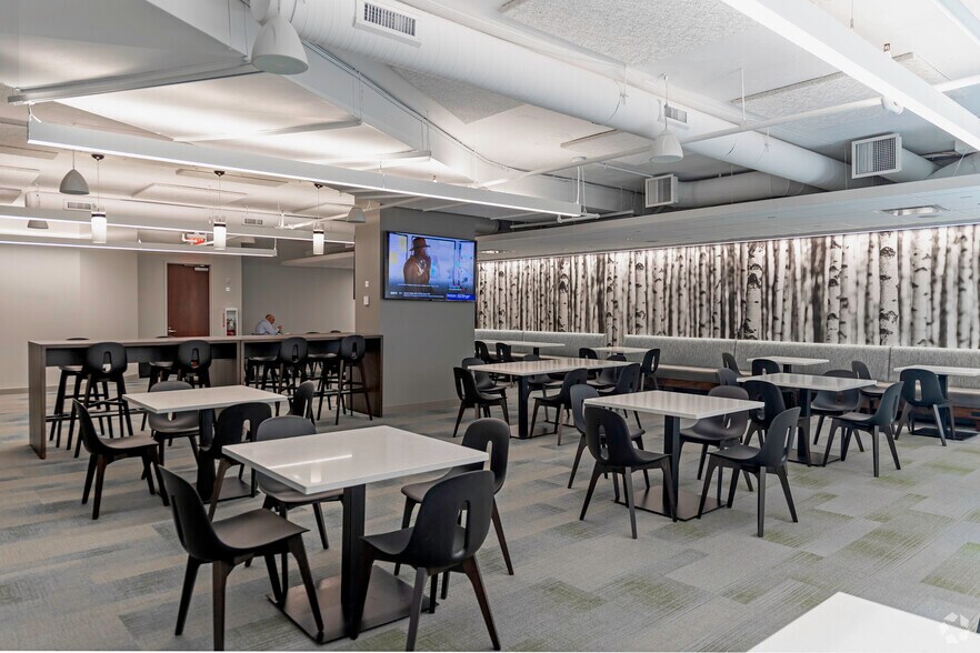 More Photos Of 500 Mamaroneck Ave, Harrison Office For Lease