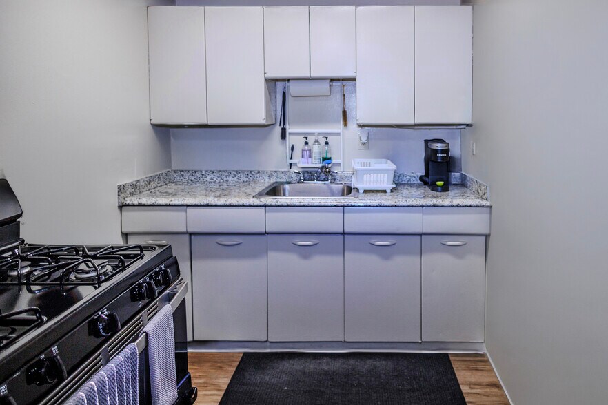 More Photos Of , Redwood City Multifamily For Sale
