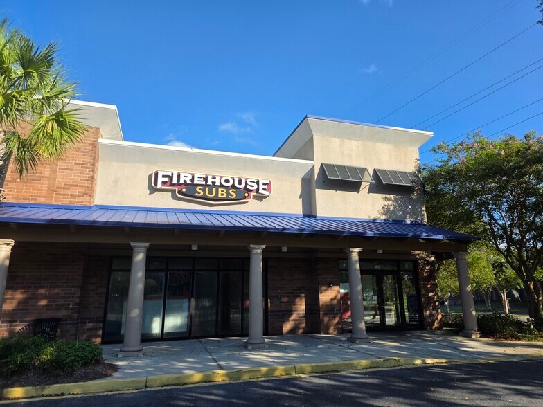 More Photos Of 32 Malphrus Rd, Bluffton Freestanding For Lease