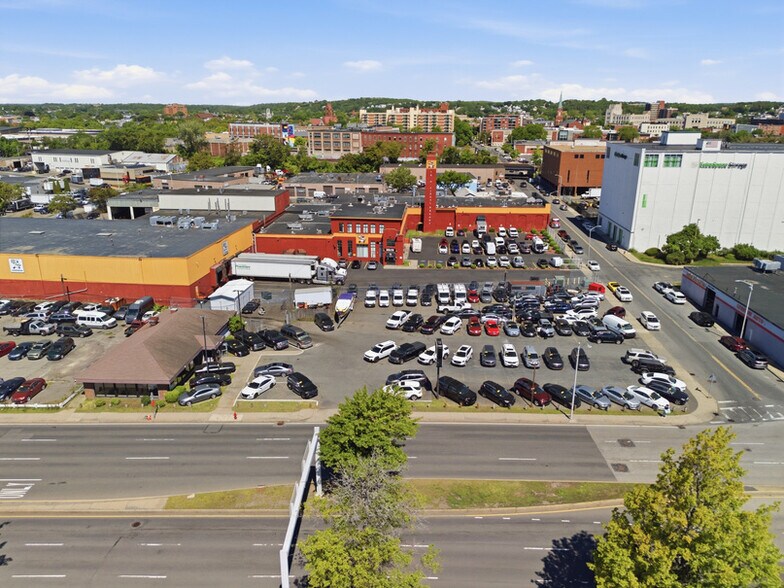 More Photos Of 295 Lynnway, Lynn Specialty For Lease