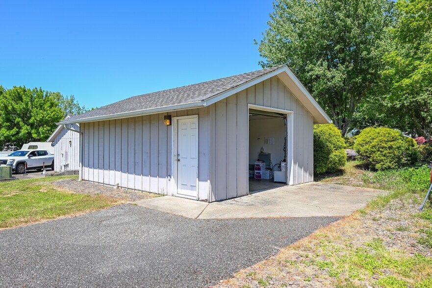 More Photos Of 1120 John Long Rd, Oakland Manufactured Housing Mobile Home Park For Sale