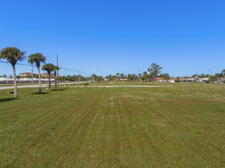 More Photos Of 2301 S Tamiami Trl, Osprey Land For Sale