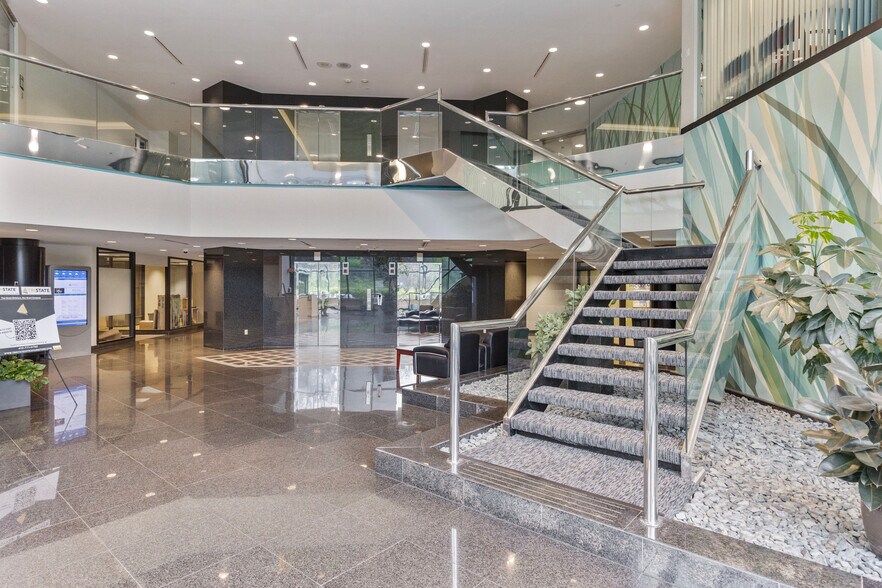 More Photos Of 1 Penn Center Blvd, Pittsburgh Unknown For Lease