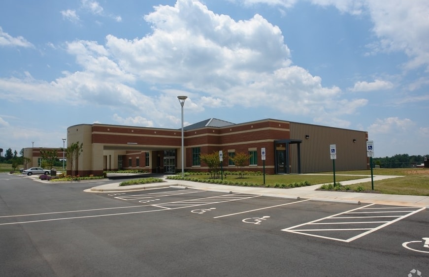 More Photos Of 103 Stanly Pky, Locust Medical For Lease