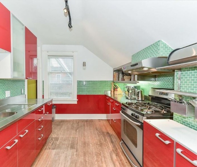 More Photos Of 288 Frederick St, Kitchener Office For Sale