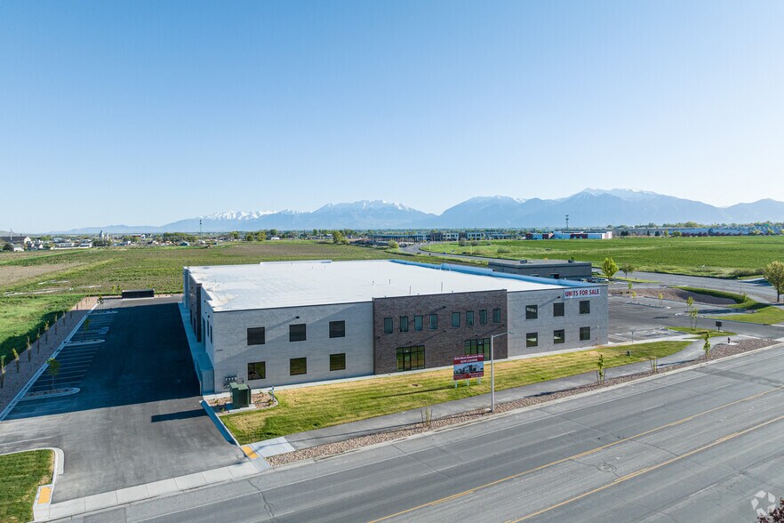 More Photos Of 1548 American Way, Payson Warehouse For Lease