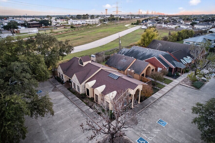 More Photos Of , Houston Office For Sale