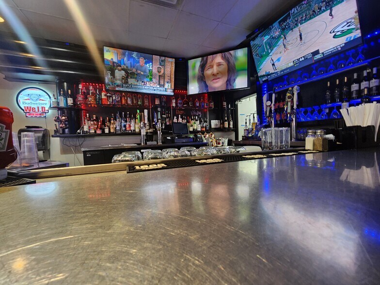 More Photos Of 6310 E 101st St, Tulsa Restaurant For Sale