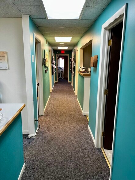 More Photos Of 1520 Rochester Rd, Farmington Medical For Lease