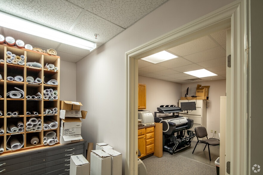 More Photos Of 4205 Charlar Dr, Holt Loft Creative Space For Sale
