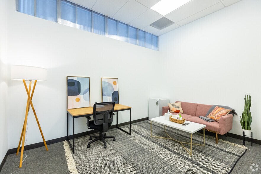 More Photos Of 77 Geary St, San Francisco Coworking Space