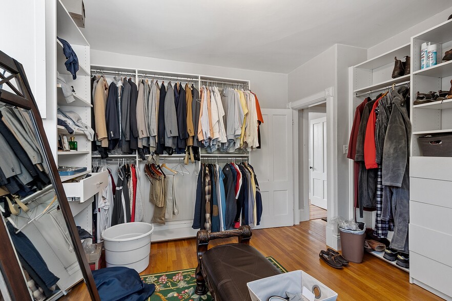 More Photos Of 58 Oliver St, Fitchburg Office Residential For Sale