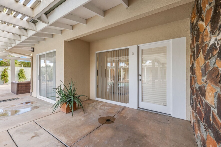 More Photos Of 1425 S Via Soledad, Palm Springs Apartments For Sale