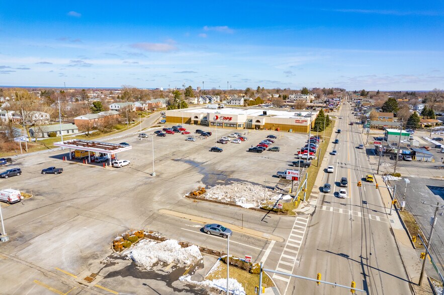 Primary Photo Of 1530 W 26th St, Erie Unknown For Lease