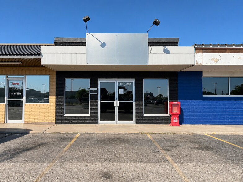 More Photos Of 1005 N Midkiff Rd, Midland Freestanding For Sale