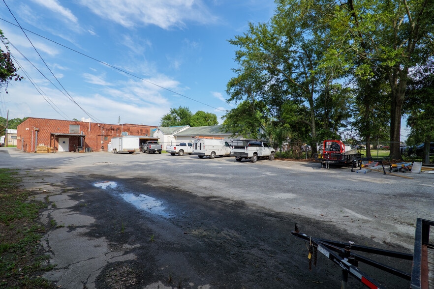 More Photos Of 1004 Williams St, Valdosta Office For Sale