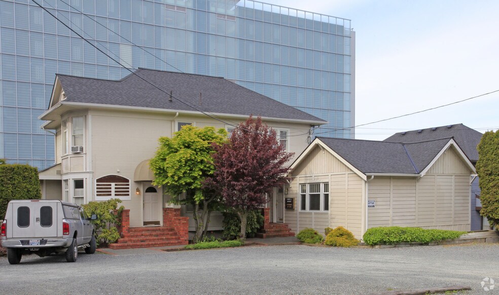 More Photos Of 3101 Oakes Ave, Everett Office For Lease