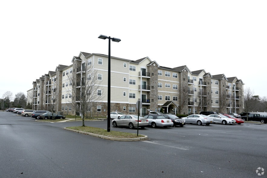 Primary Photo Of 415-419 Cedar Bridge Ave, Lakewood Apartments For Lease