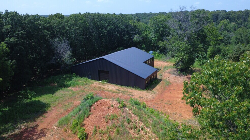 More Photos Of 10300 AR-72, Bentonville Industrial For Sale