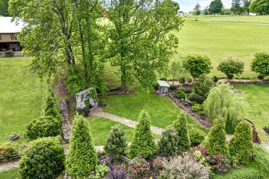 More Photos Of 7264 E Lamar Alexander Pky, Townsend Freestanding For Sale