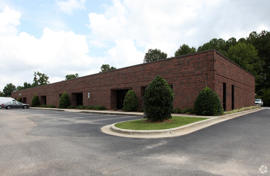 More Photos Of 134-150 Donmoor Ct, Garner Research And Development For Lease