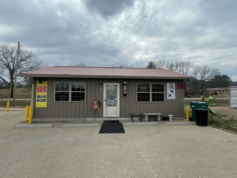 More Photos Of 7549 Elkton Pike, Elkton General Retail For Sale