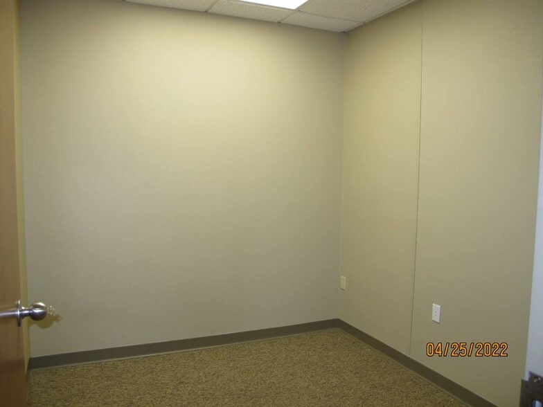 More Photos Of 4502 35th St, Orlando Office Residential For Lease
