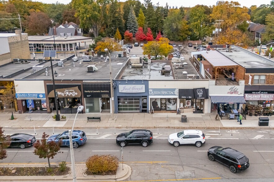 More Photos Of 3000 Bloor St W, Toronto Storefront For Sale
