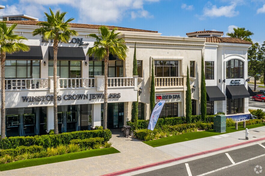 More Photos Of 100 W Coast Hwy, Newport Beach Storefront For Lease
