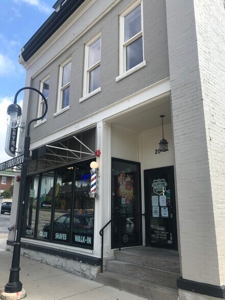 More Photos Of 20 E Jefferson Ave, Naperville Storefront Retail Residential For Sale