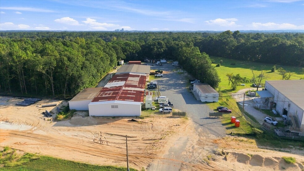 More Photos Of 4711 Capital Cir SW, Tallahassee Warehouse For Sale