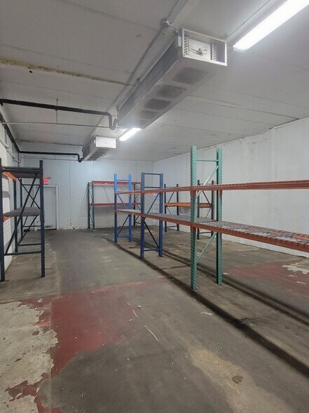 More Photos Of 9-14 Arlington Ave, Kearny Refrigeration Cold Storage For Lease