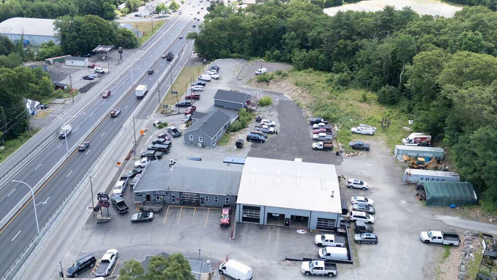 More Photos Of 1097 Eddie Dowling Hwy, North Smithfield Service Station For Sale